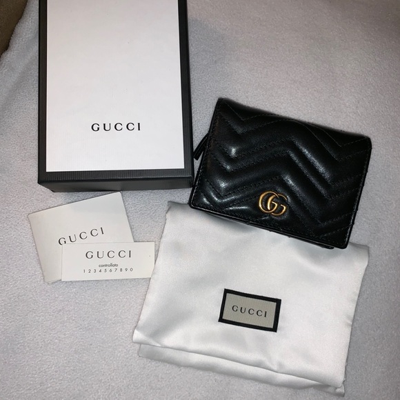 gucci long wallet womens